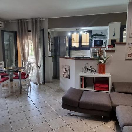 Chic & Relax Apartment Римини Экстерьер фото