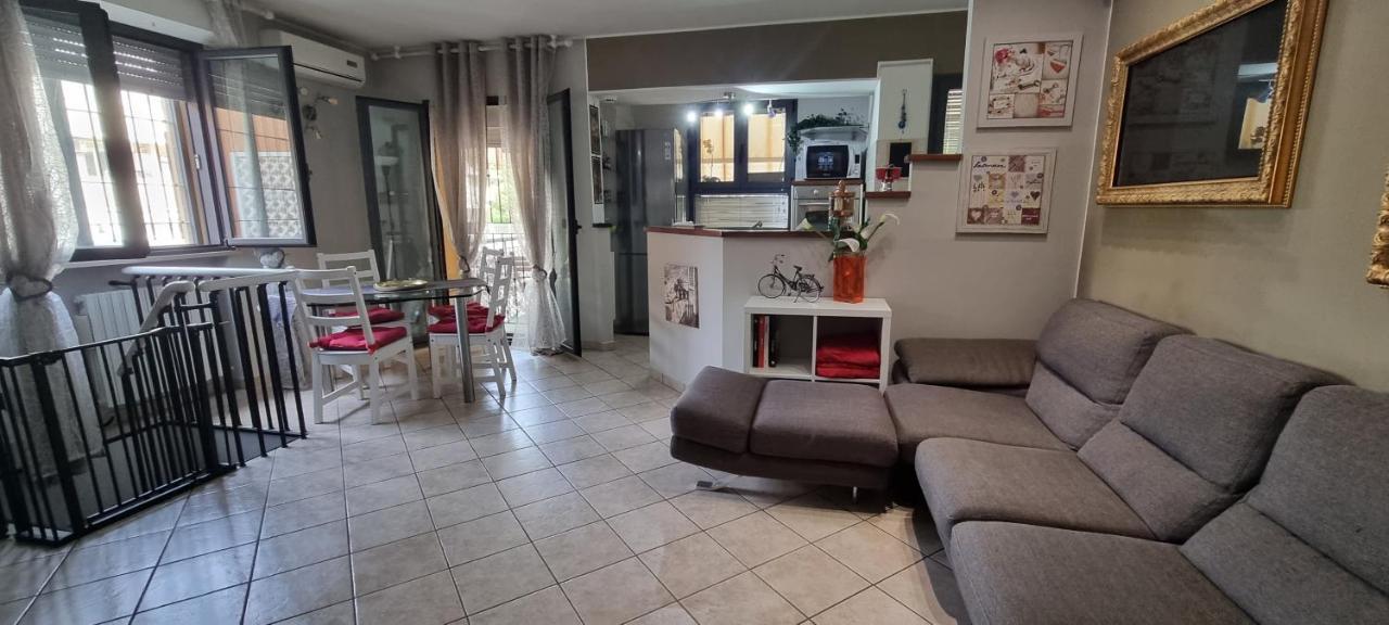 Chic & Relax Apartment Римини Экстерьер фото